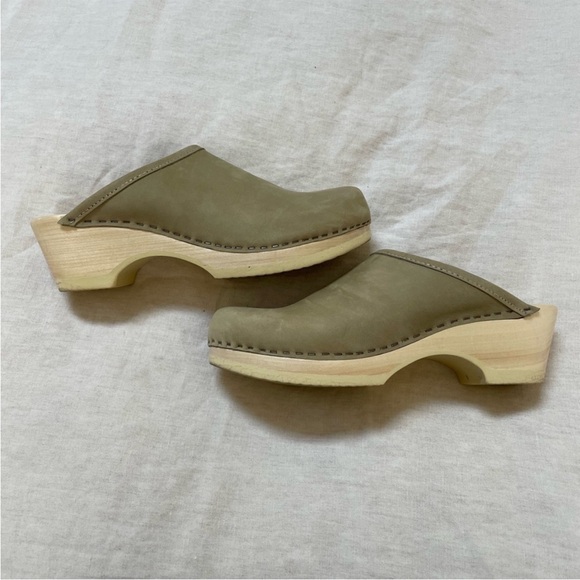 No. 6 Old School Clog size 37 - Picture 2 of 6